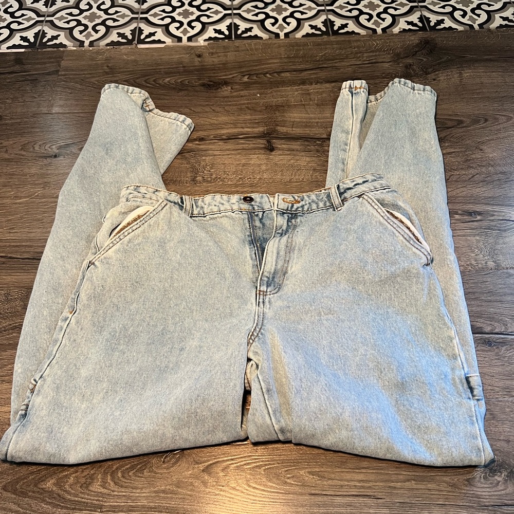 Baggy denim jeans